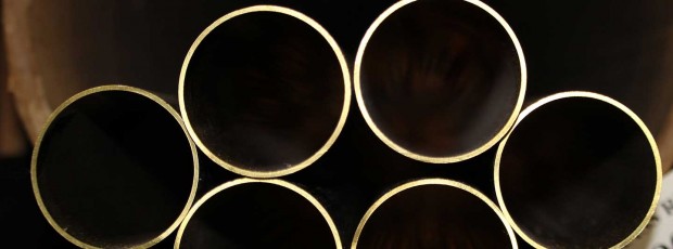 Large-Brass-Round-Tubes-Close-1